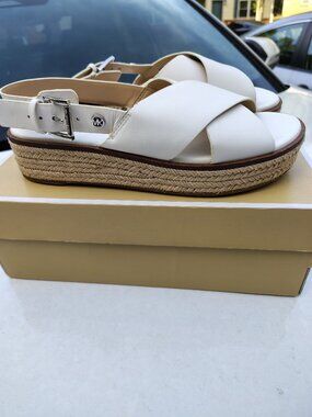 Michael Kors Meryl Leather Sandals White Size 7